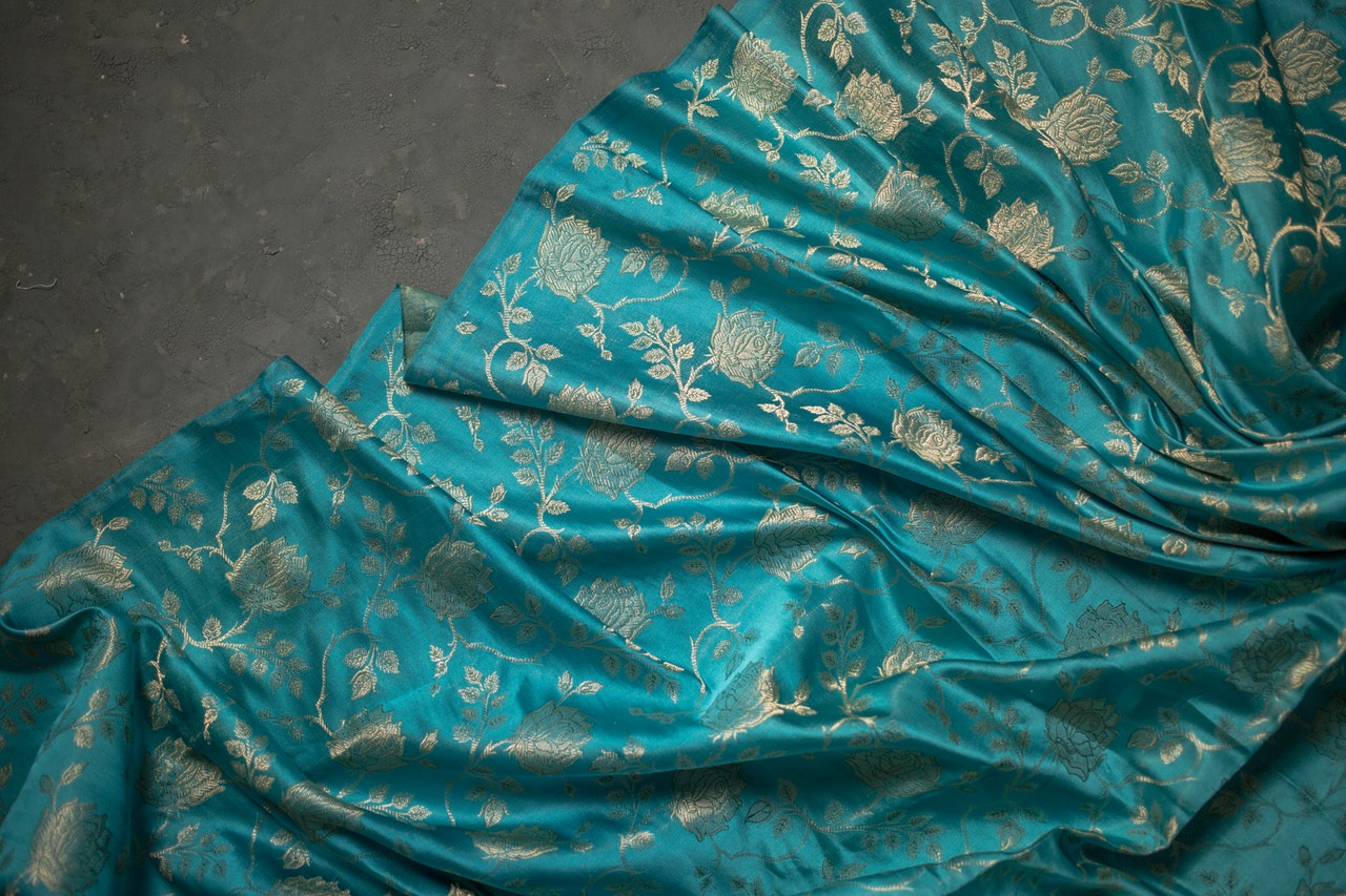 Maheshwari Silk Unstitched Suits Online