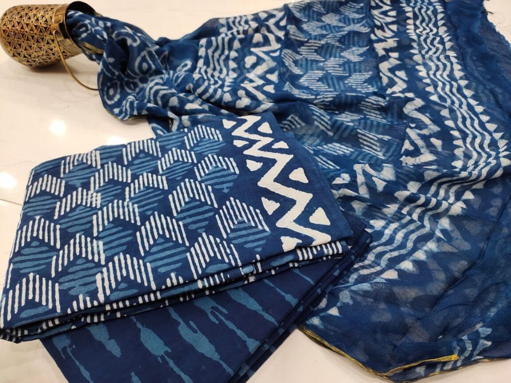 Blue Zig Zag Print Cotton Suit Set with Chiffon Dupatta