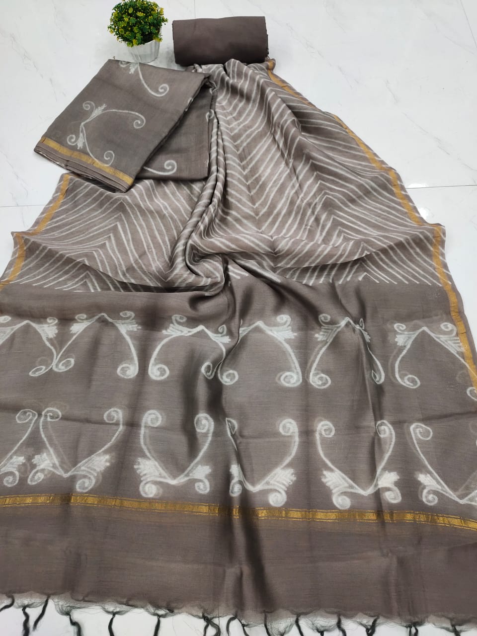Light Grey Printed Chanderi Silk Unstitched Suit Set with Chanderi Silk Dupatta
