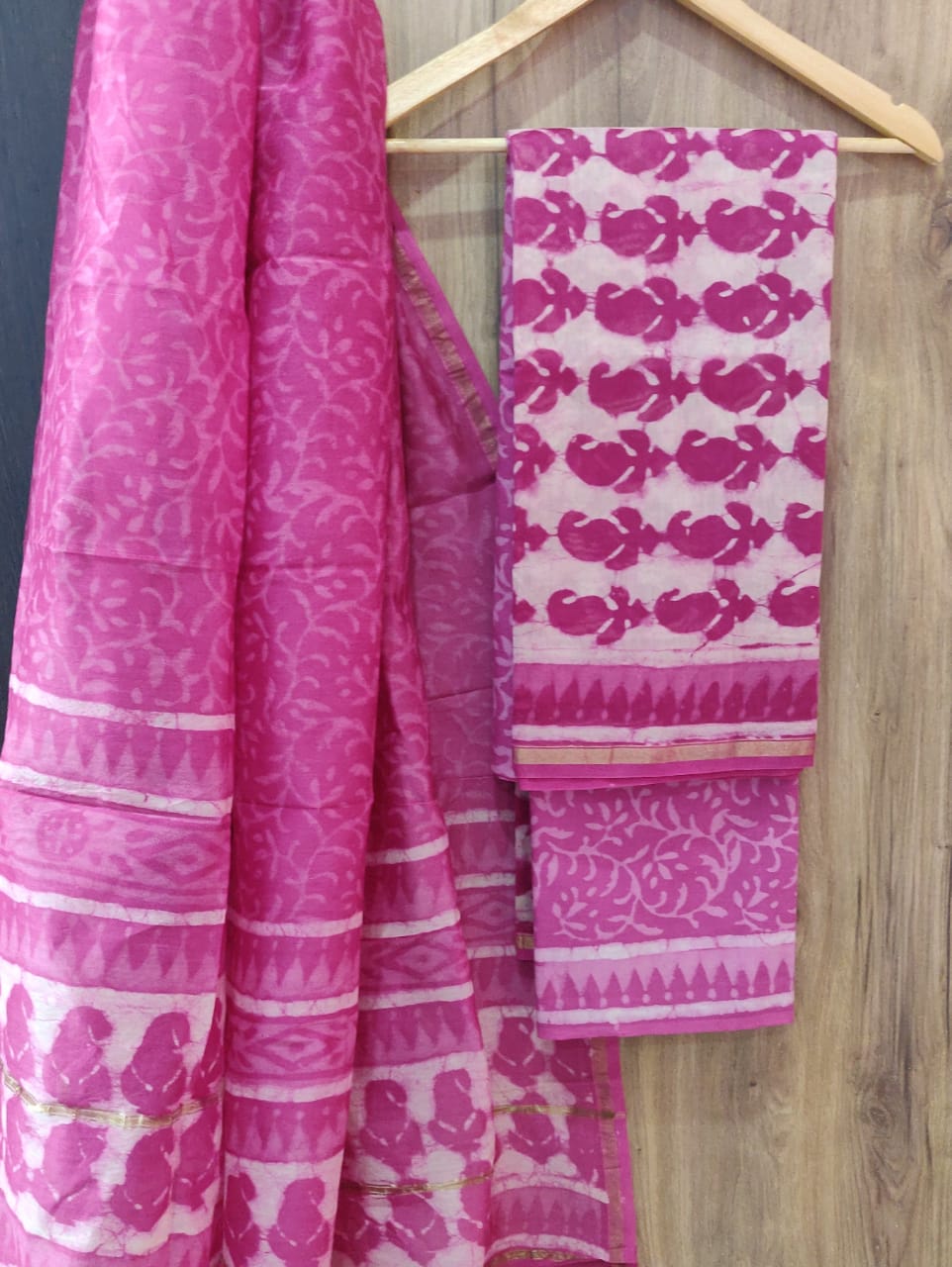 Pink Buta Print Chanderi Unstitched Suit Set with Chanderi Dupatta