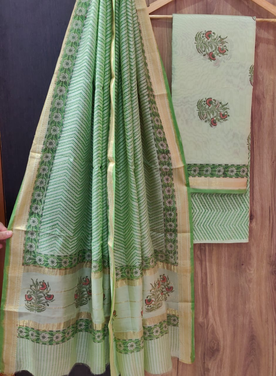 Light Green Zig Zak Print Maheshwari Silk  Suit Unstitched with Silk Dupatta