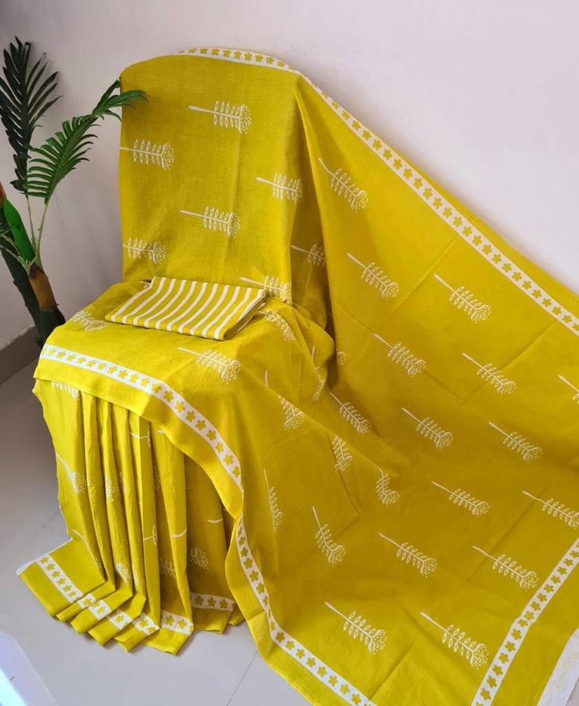 Yellow Leaf Print Cotton Mul Mul Saree with Blouse