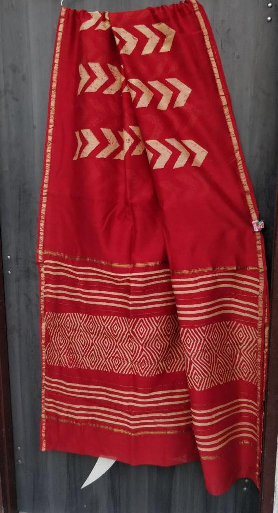 Red Arrow Print Chanderi Saree with Blouse
