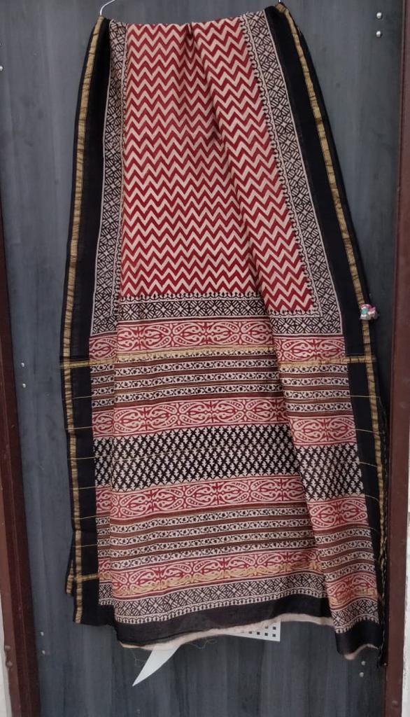 Red & Pink Zig Zag Print Chanderi Saree with Blouse