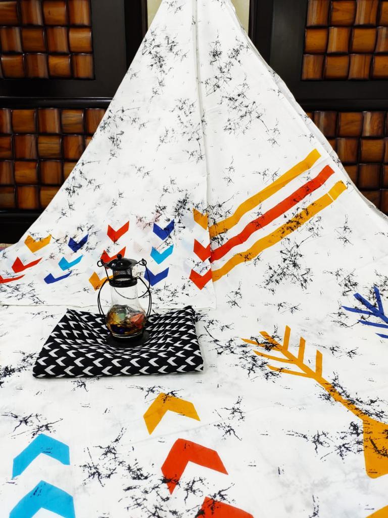 White Arrow Print Cotton Mul Mul Saree with Blouse