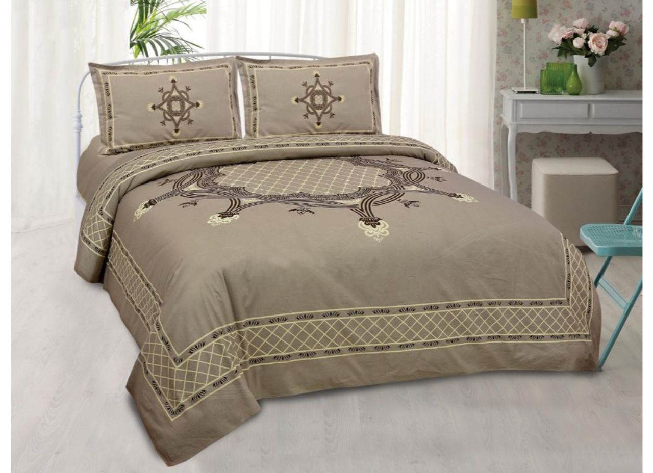 Very Beautiful & Designer Dusky Base Geometric Print  XL king Size Pure Cotton Bed Sheet
