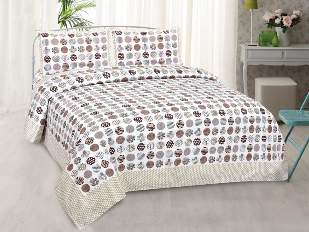 Very Beautiful & Designer Polkas On White Base All Over Multicolor Geometric Pattern XL 100*108 king Size Pure Cotton Bed Sheet