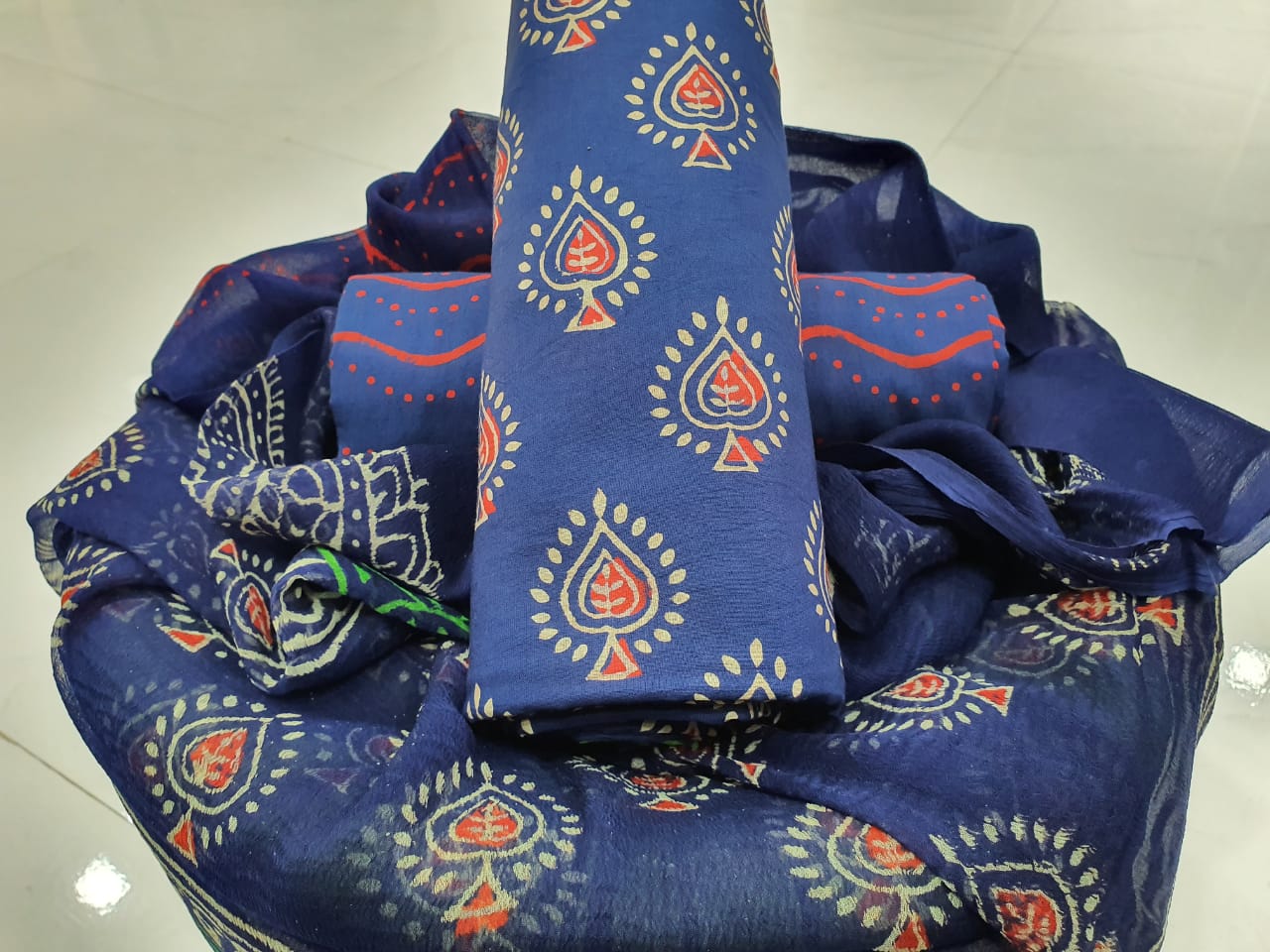 Blue Leaf Print Cotton Unstitched Suit Set with Chiffon Dupatta